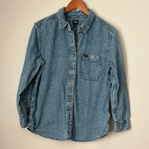 💚10 Lee Denim Button-Up Shirt 100% cotton size large & size Medium - Picture 1 of 9